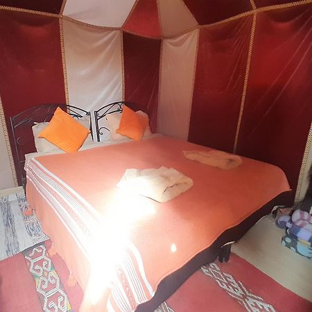 Camel Trekking Desert Camp Мерцуга Екстериор снимка