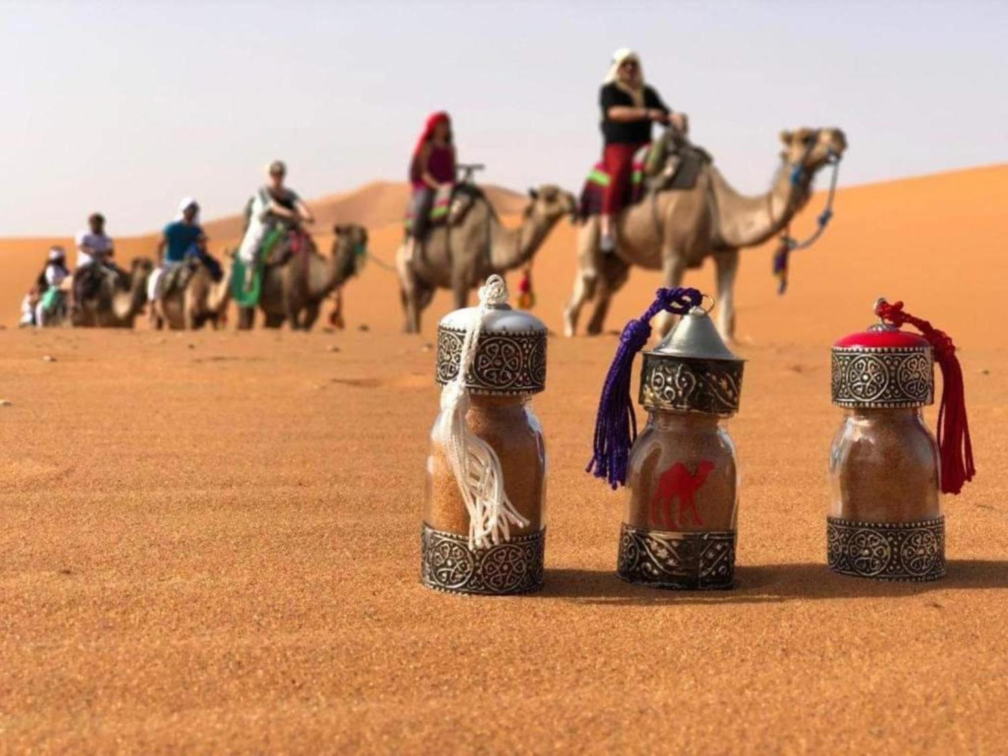 Camel Trekking Desert Camp Мерцуга Екстериор снимка