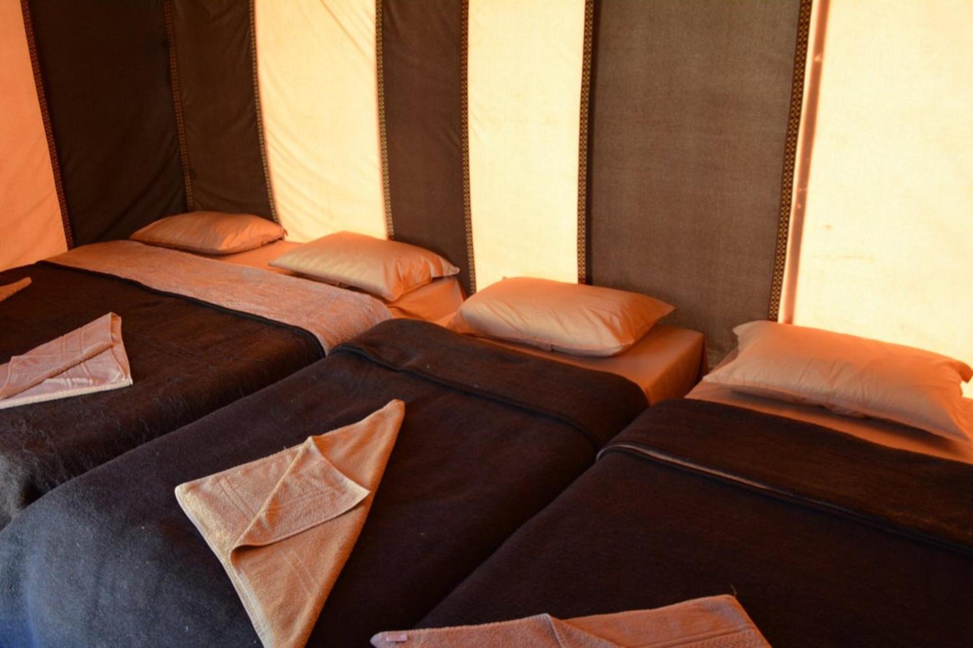 Camel Trekking Desert Camp Мерцуга Екстериор снимка